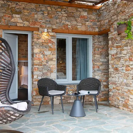 Daire White And Black Triple Platis Gialos (Sifnos)