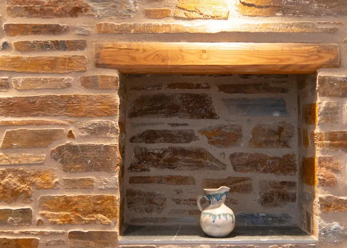 Daire White And Black Triple *